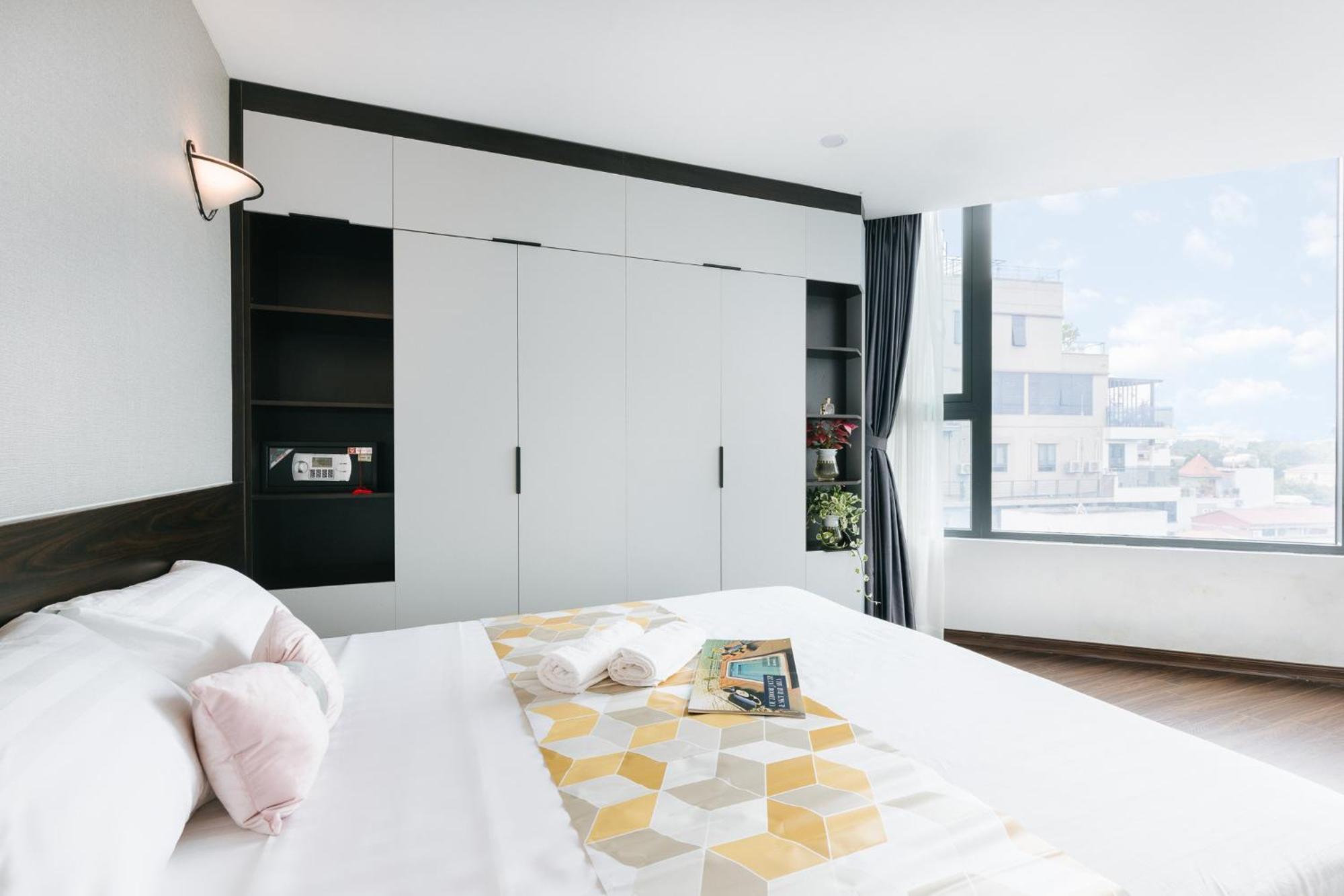 Ivy Hotel & Apartment - Stay 24H Hanoi Buitenkant foto