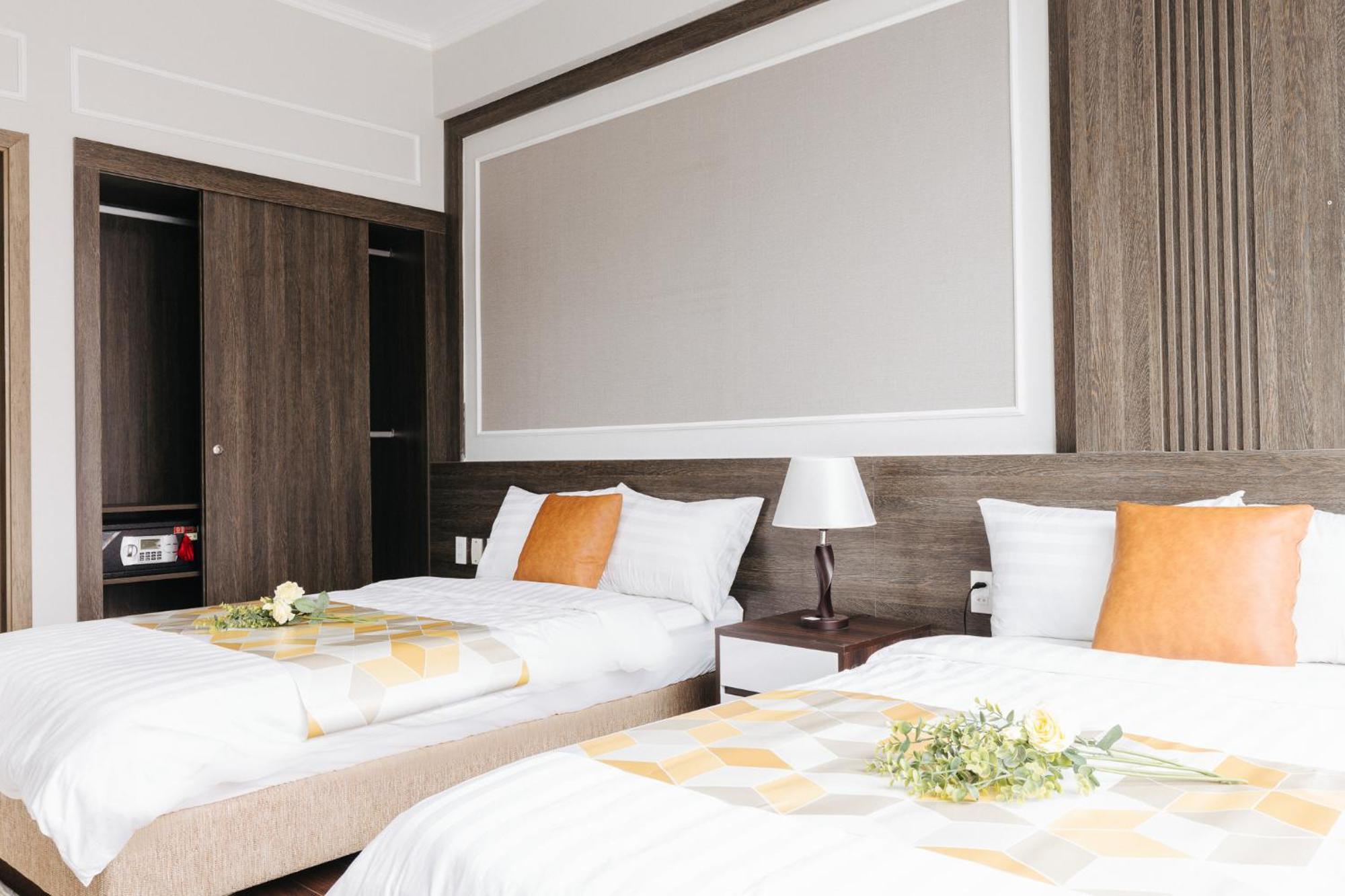 Ivy Hotel & Apartment - Stay 24H Hanoi Buitenkant foto