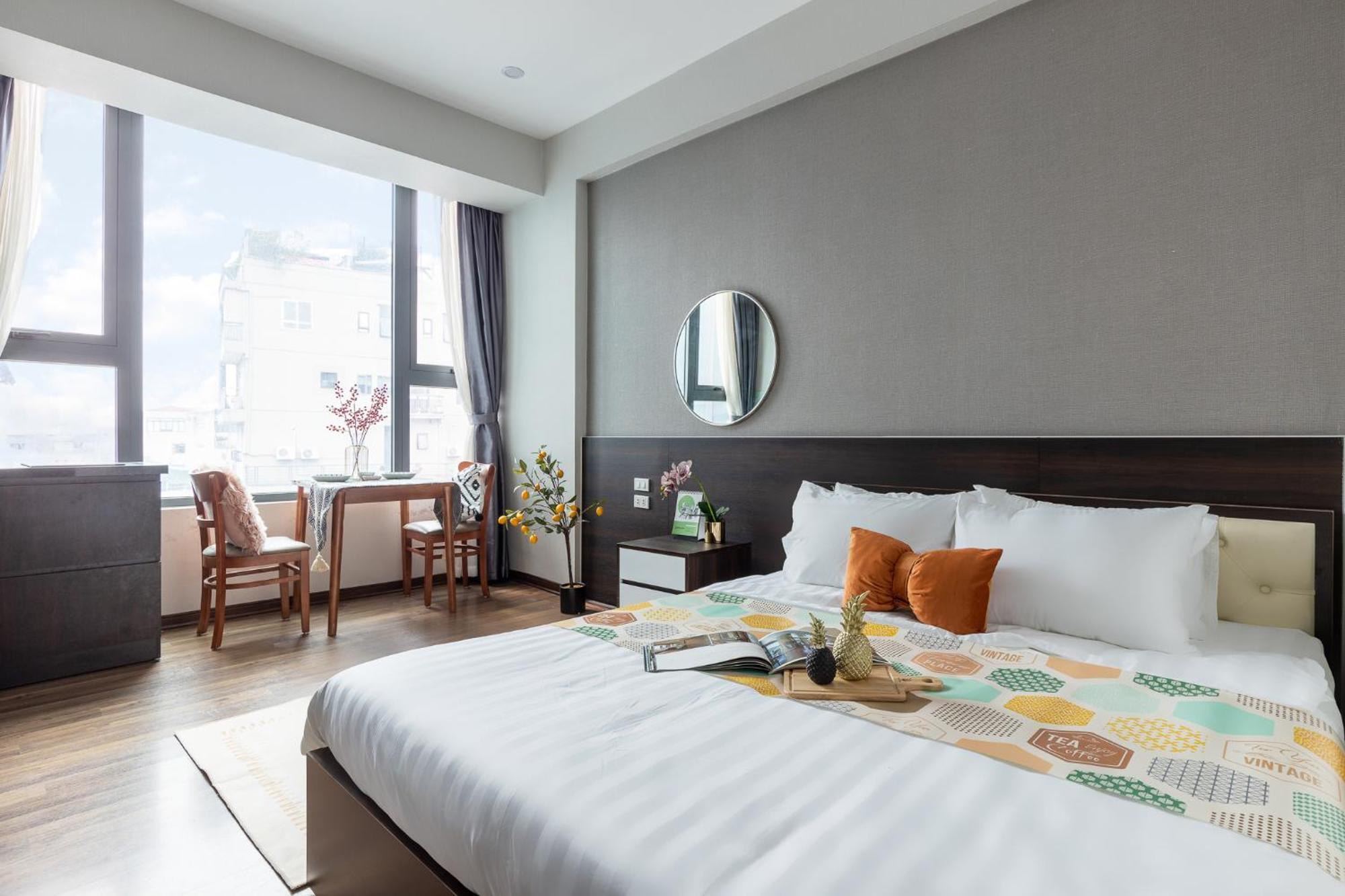 Ivy Hotel & Apartment - Stay 24H Hanoi Buitenkant foto