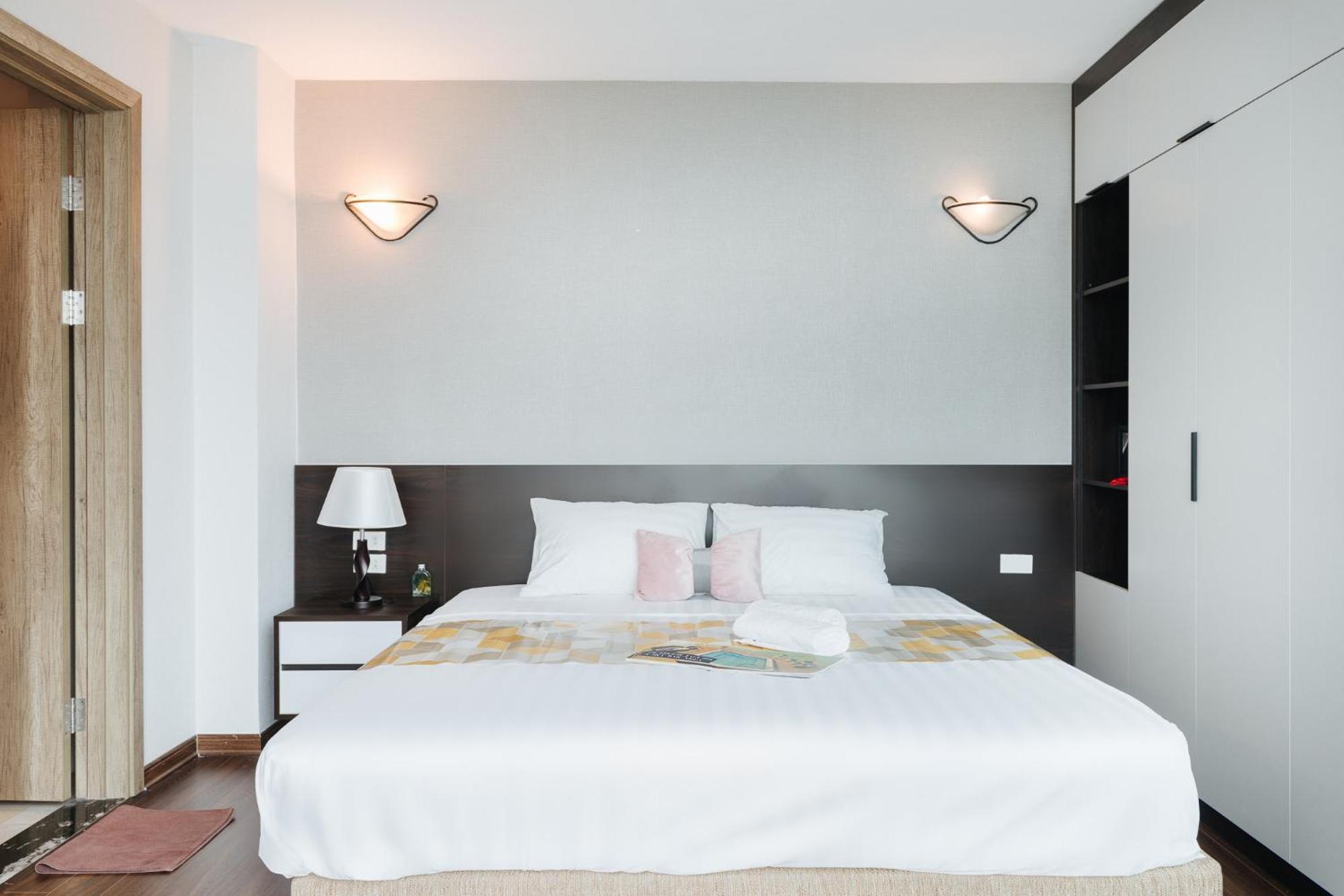 Ivy Hotel & Apartment - Stay 24H Hanoi Buitenkant foto